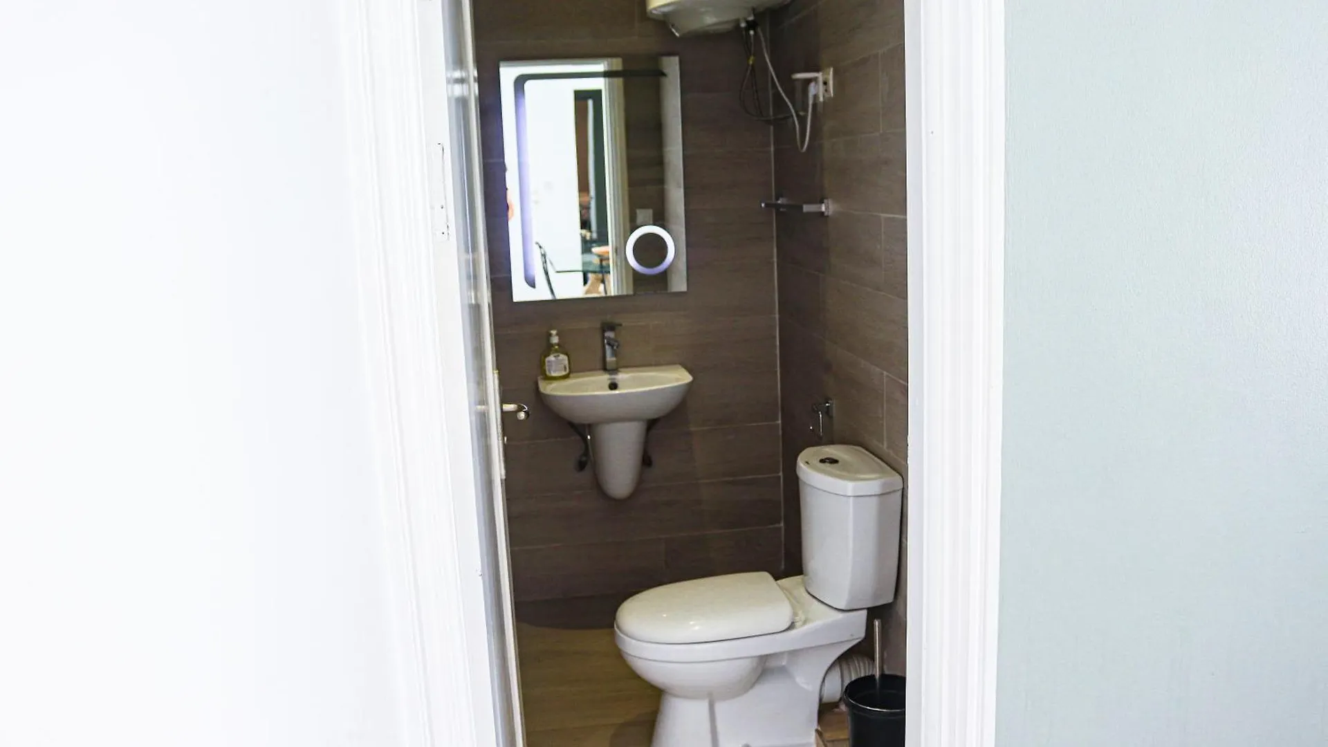 Bel Appartement Meuble F3 A Dakar Plateau