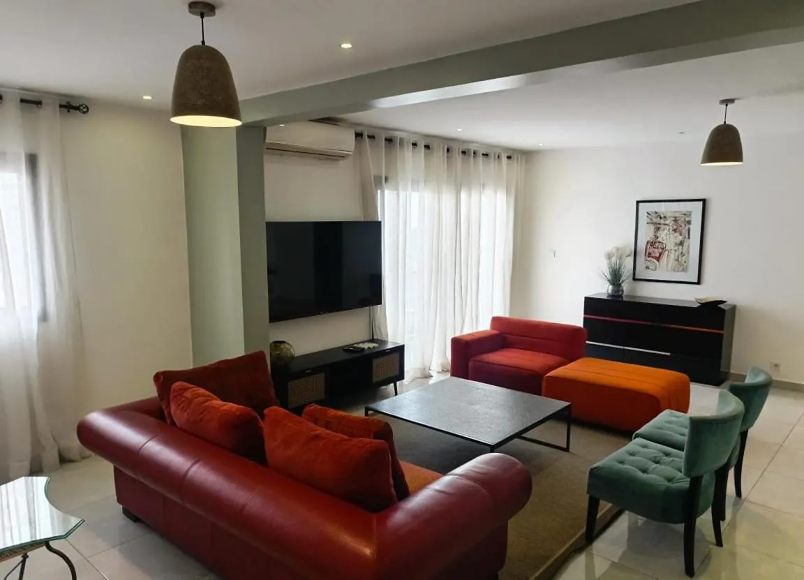 Bel Appartement Meuble F3 A Dakar Plateau contacts